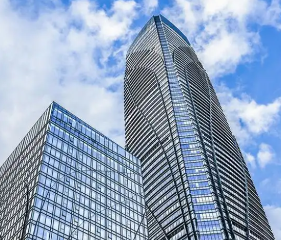 自粘防水卷材在低温环境下施工的注意事项与材料选择